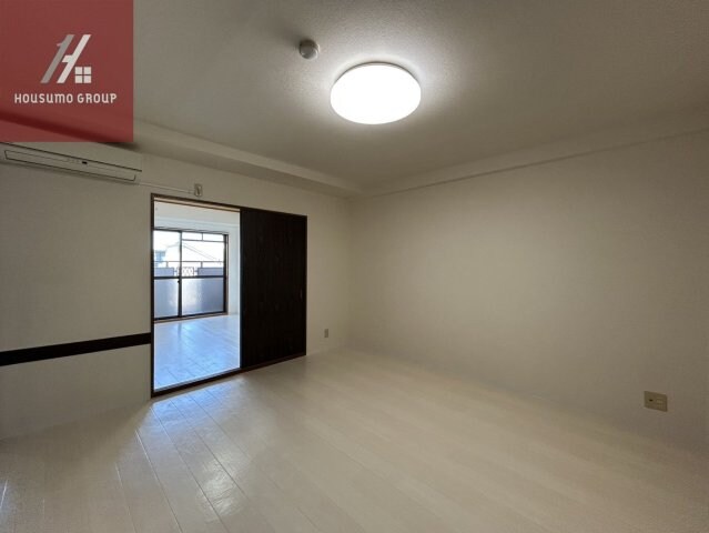 物件内観写真6　(居間です)