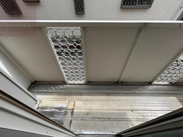 物件内観写真12　(バルコニーからの眺めを楽しみながら食事をしませんか)