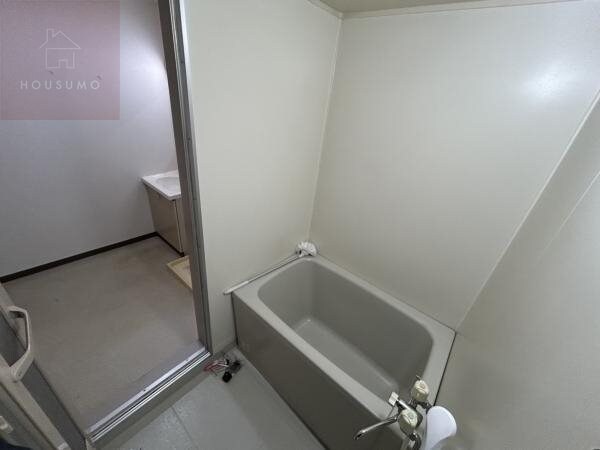 物件内観写真18　(ゆったり過ごせるお風呂です)