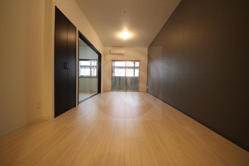 物件内観写真22　(ゆったりした洋室です)