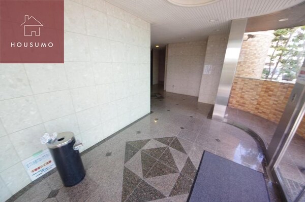 ロビー・ラウンジ(毎日通るロビーはこのようになっています)