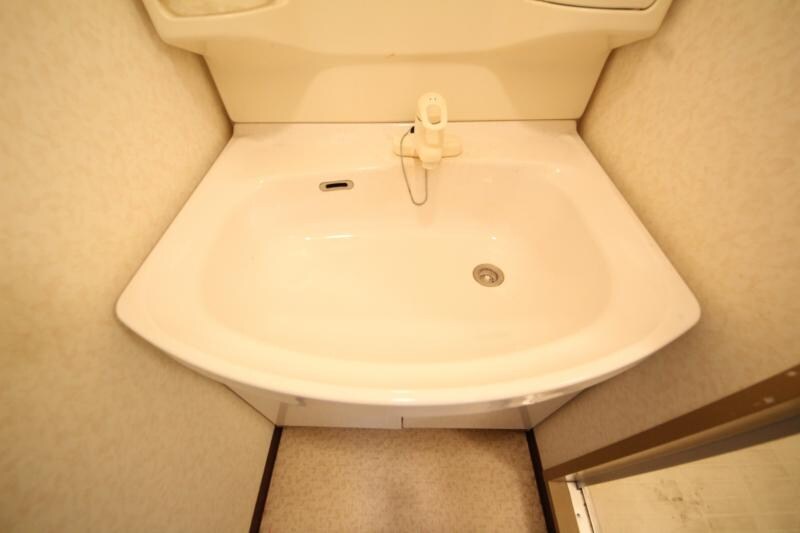 物件内観写真19　(スペースが確保できる洗面所です)