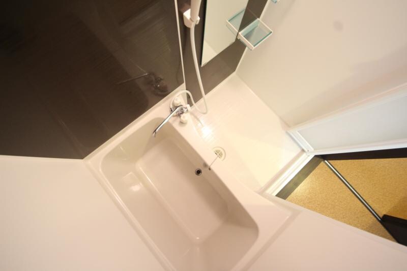 物件内観写真7　(お風呂で日々の疲れを落としましょう)