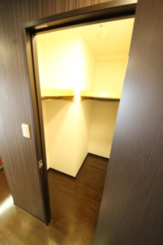 物件内観写真15　(専用の収納スペースです)
