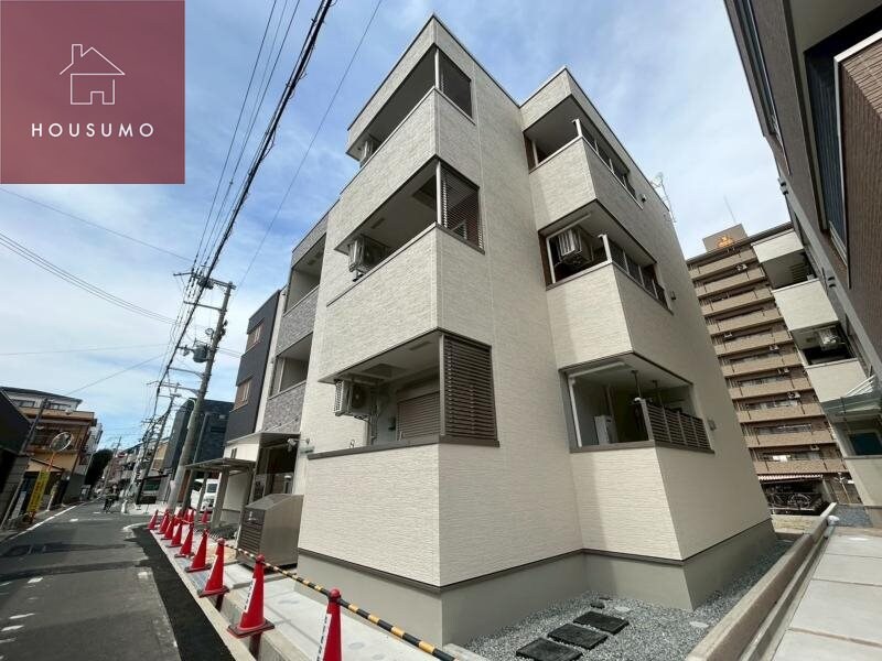 物件外観写真3　(外観は落ち着いています)