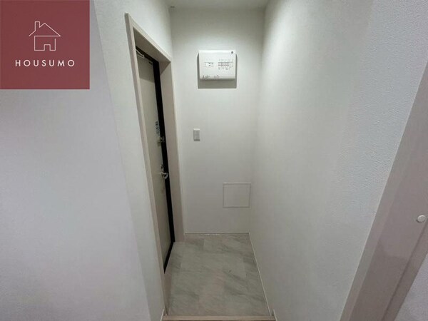 玄関(毎日通る玄関はこちらです)