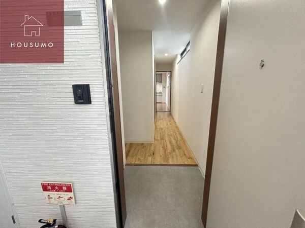 玄関(明るい玄関です)