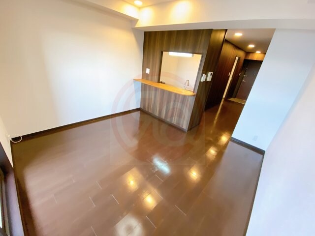 物件内観写真6　(リビングです)