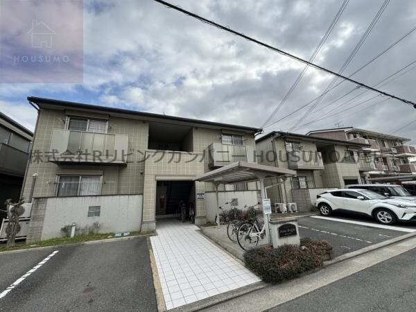 物件外観写真1　(おしゃれな外観です)