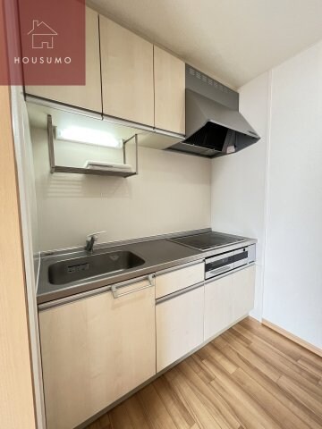 物件内観写真5　(キッチンでお料理をお楽しみください)