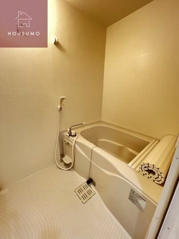 物件内観写真6　(きれいなお風呂です)