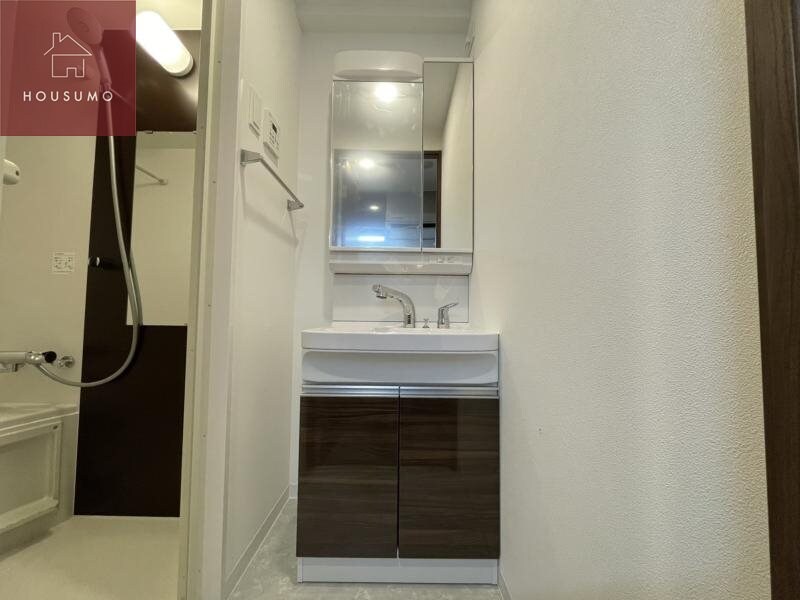 物件内観写真19　(独立洗面台です)