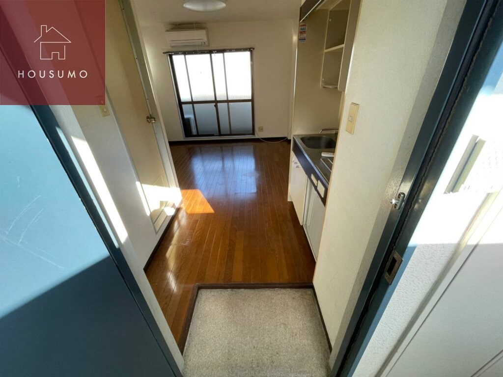 物件内観写真10　(玄関です)