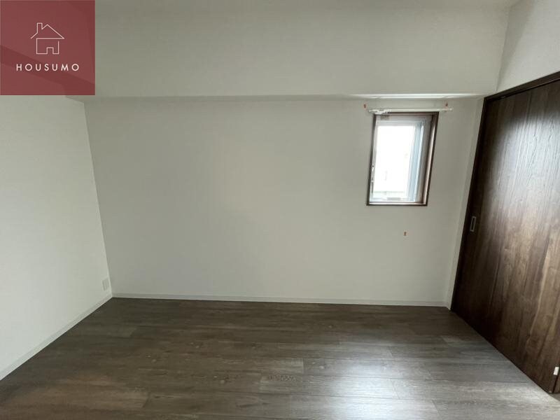 物件内観写真27　(落ち着いて過ごせるお部屋なので、寝室にいかがでしょうか)