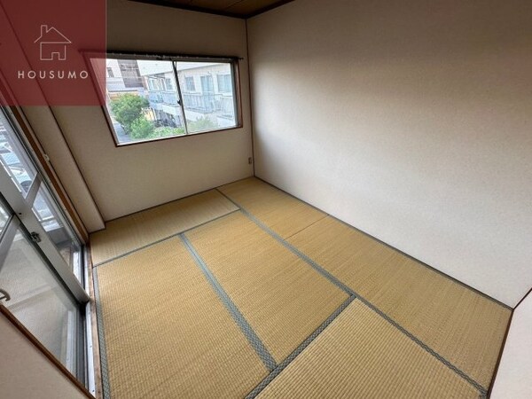 寝室(寝室です)