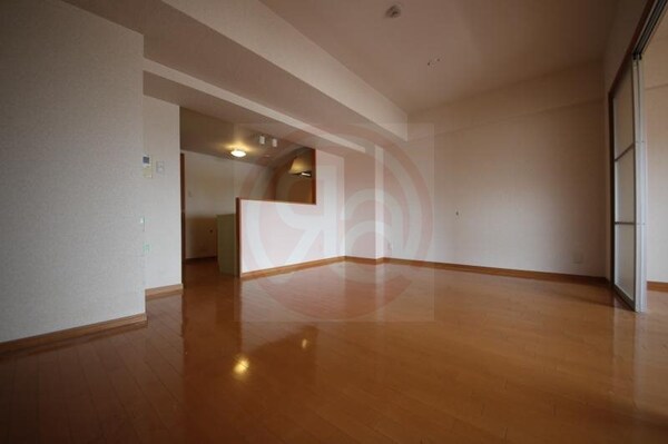 居室(ゆったりとしたリビングです)