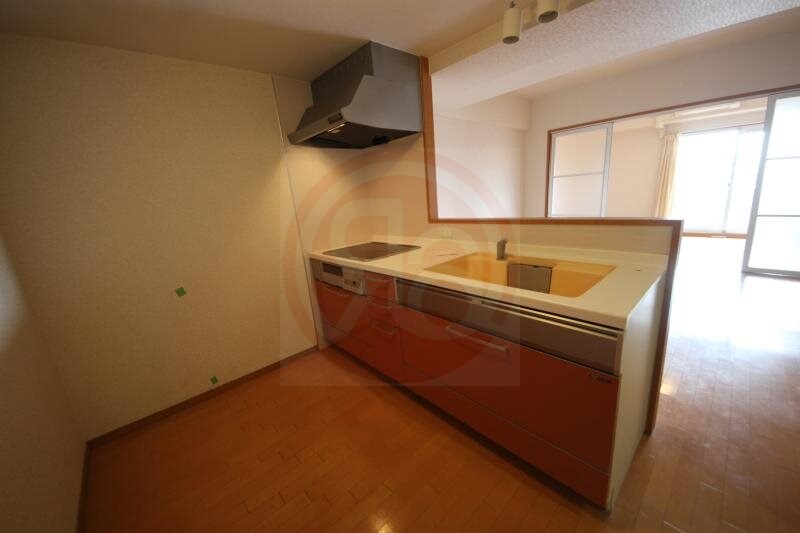 物件内観写真7　(キッチンでお料理をお楽しみください)