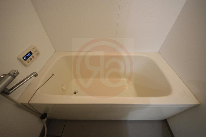 物件内観写真10　(落ち着いた空間のお風呂です)