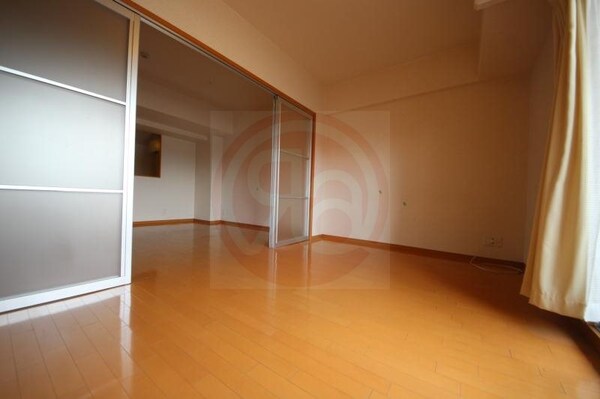 洋室(きれいな洋室です)