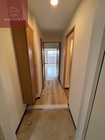 物件内観写真10　(落ち着いた玄関です)