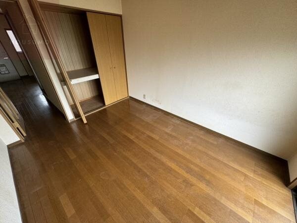 物件内観写真16　(使いやすい居間です)