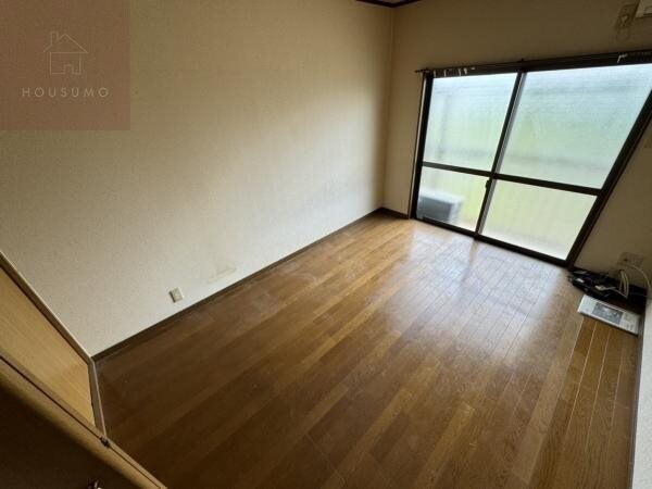 物件内観写真21　(使い勝手のいい洋室です)