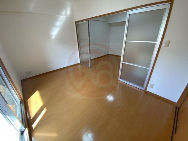 洋室(お子さんのためのお部屋にもぴったりです)