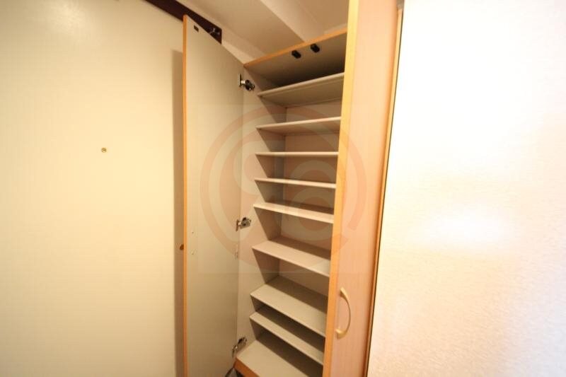 物件内観写真17　(便利な収納スペースです)