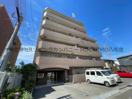 シャトー辰巳外観写真
