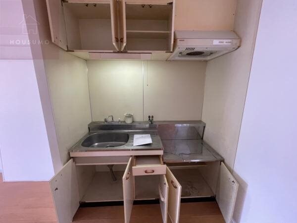 キッチン(コンパクトなキッチンで掃除もラクラク)