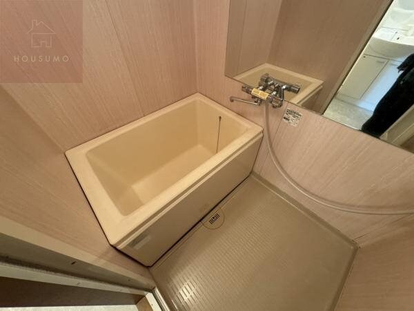 物件内観写真18　(日々の疲れを癒すお風呂付です)