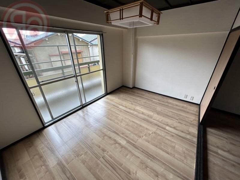 物件内観写真7　(落ち着いて過ごせるお部屋なので、寝室にいかがでしょうか)