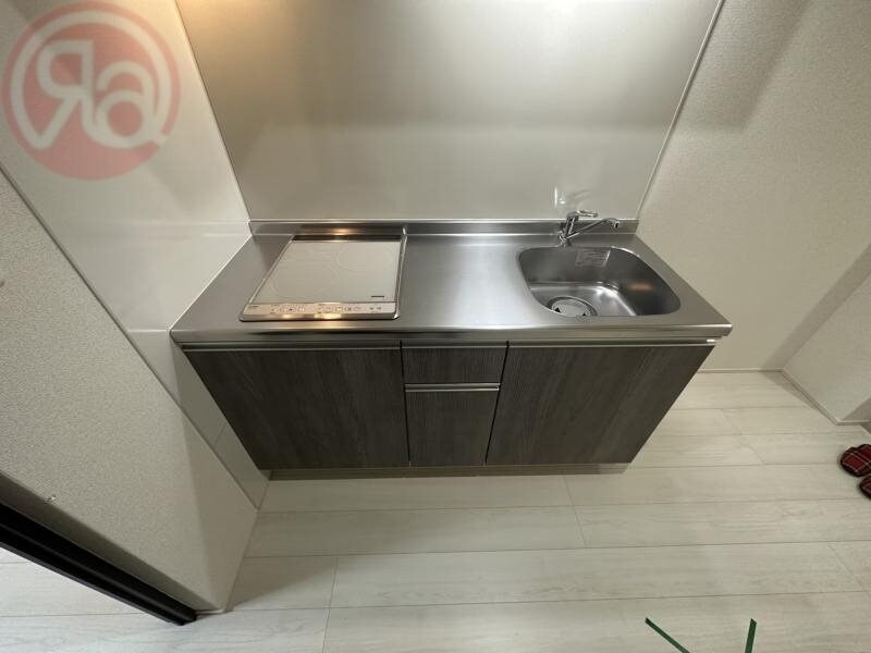 物件内観写真17　(コンパクトなキッチンで掃除もラクラク)