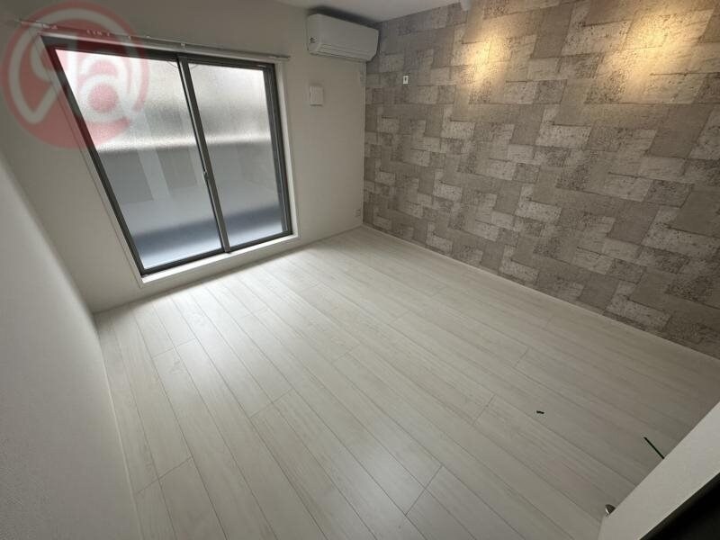 物件内観写真24　(使いやすい居間です)