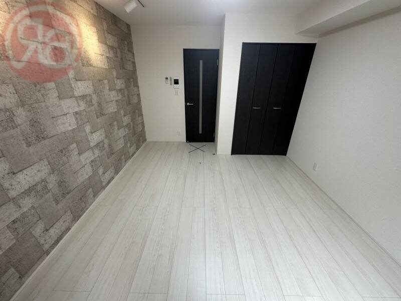 物件内観写真28　(個人の部屋や寝室として使える洋室です)