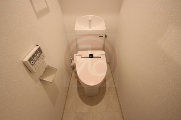 トイレ(コンパクトで使いやすいトイレです)