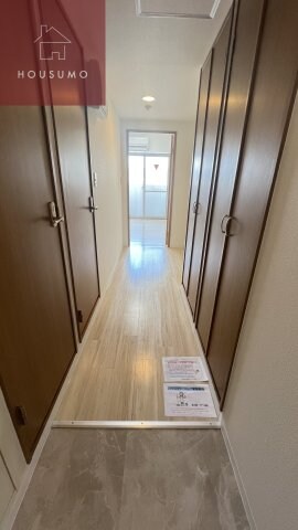 物件内観写真11　(落ち着いた玄関です)