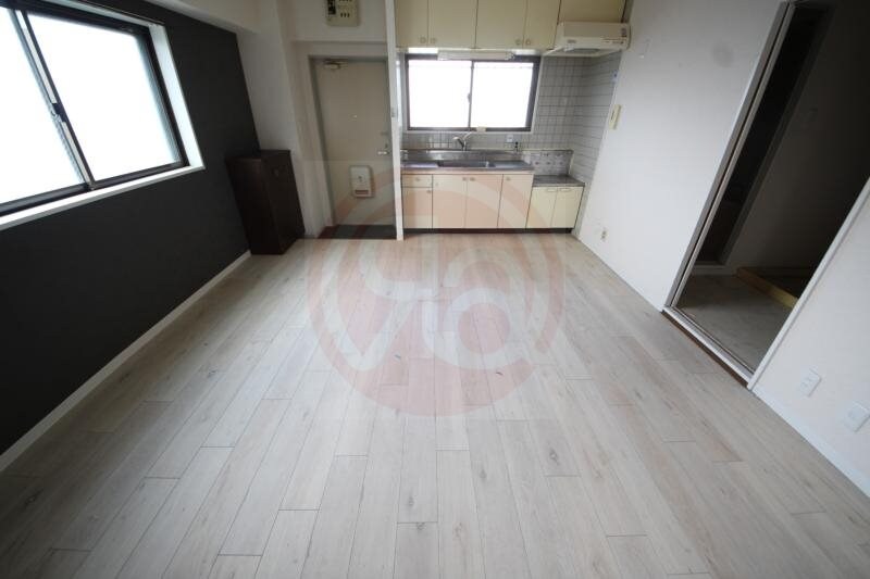 物件内観写真11　(内装です)