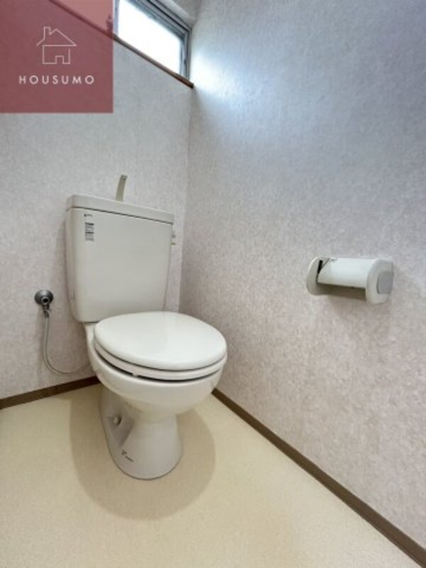 トイレ(ゆったりとした空間のトイレです)