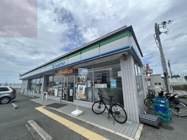 周辺環境(ファミリーマート　八尾東町店 753m)