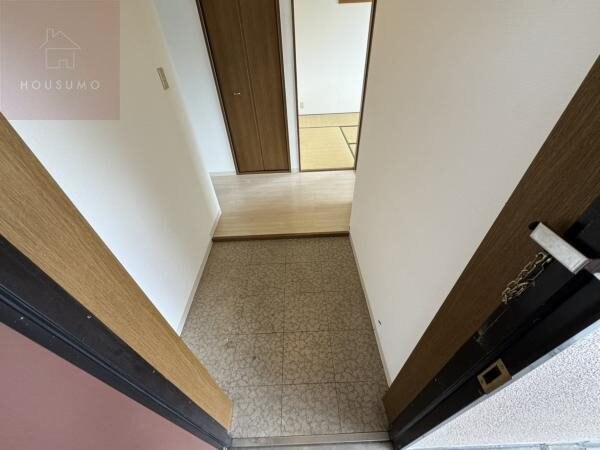 物件内観写真9　(玄関です)