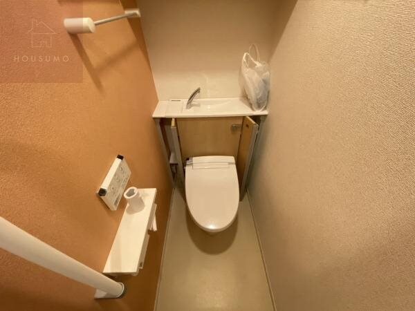 トイレ(ゆったりとした空間のトイレです)