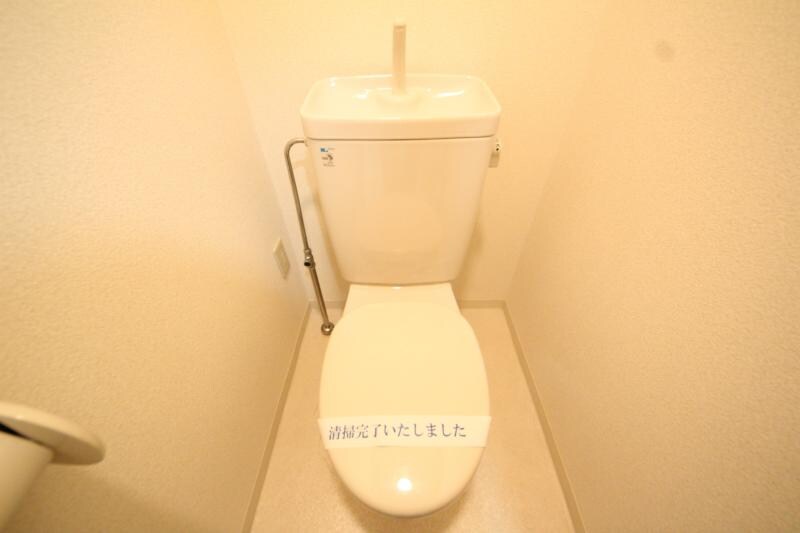 物件内観写真25　(コンパクトで使いやすいトイレです)