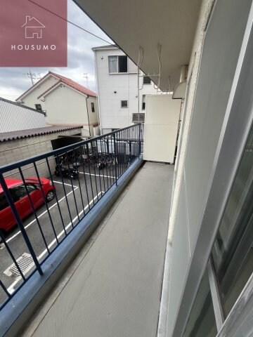 物件内観写真12　(暖かな日差しのふりそそぐバルコニー)