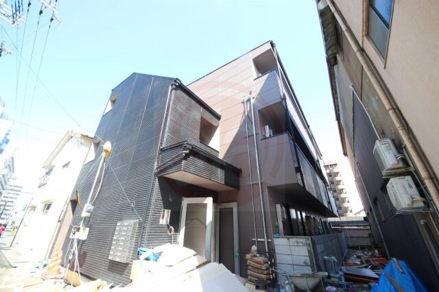 物件外観写真1　(外観も気になるポイント)