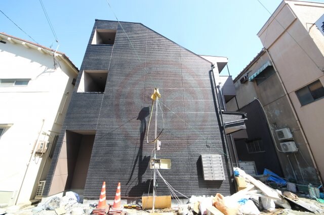 物件外観写真3　(きれいな外観です)