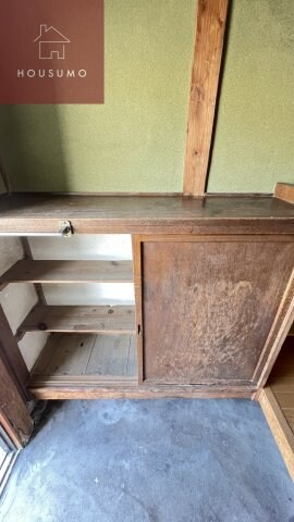 物件内観写真19　(収納豊富です)