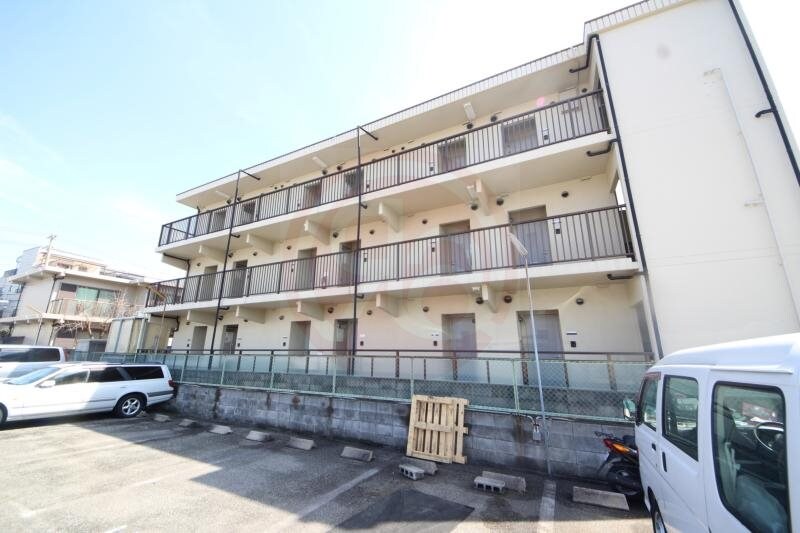 物件外観写真1　(物件の外観です)