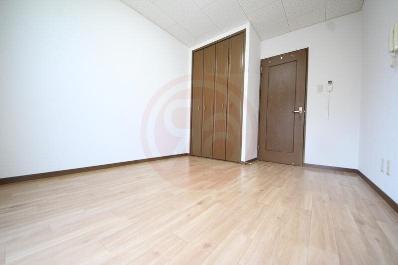 物件内観写真26　(使い勝手のいい洋室です)