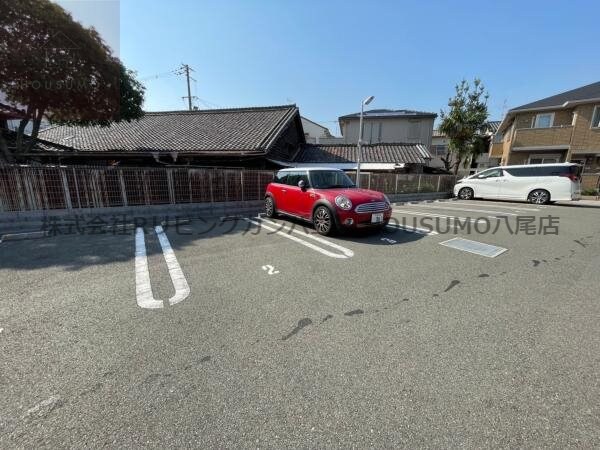 駐車場(駐車スペースもあります)